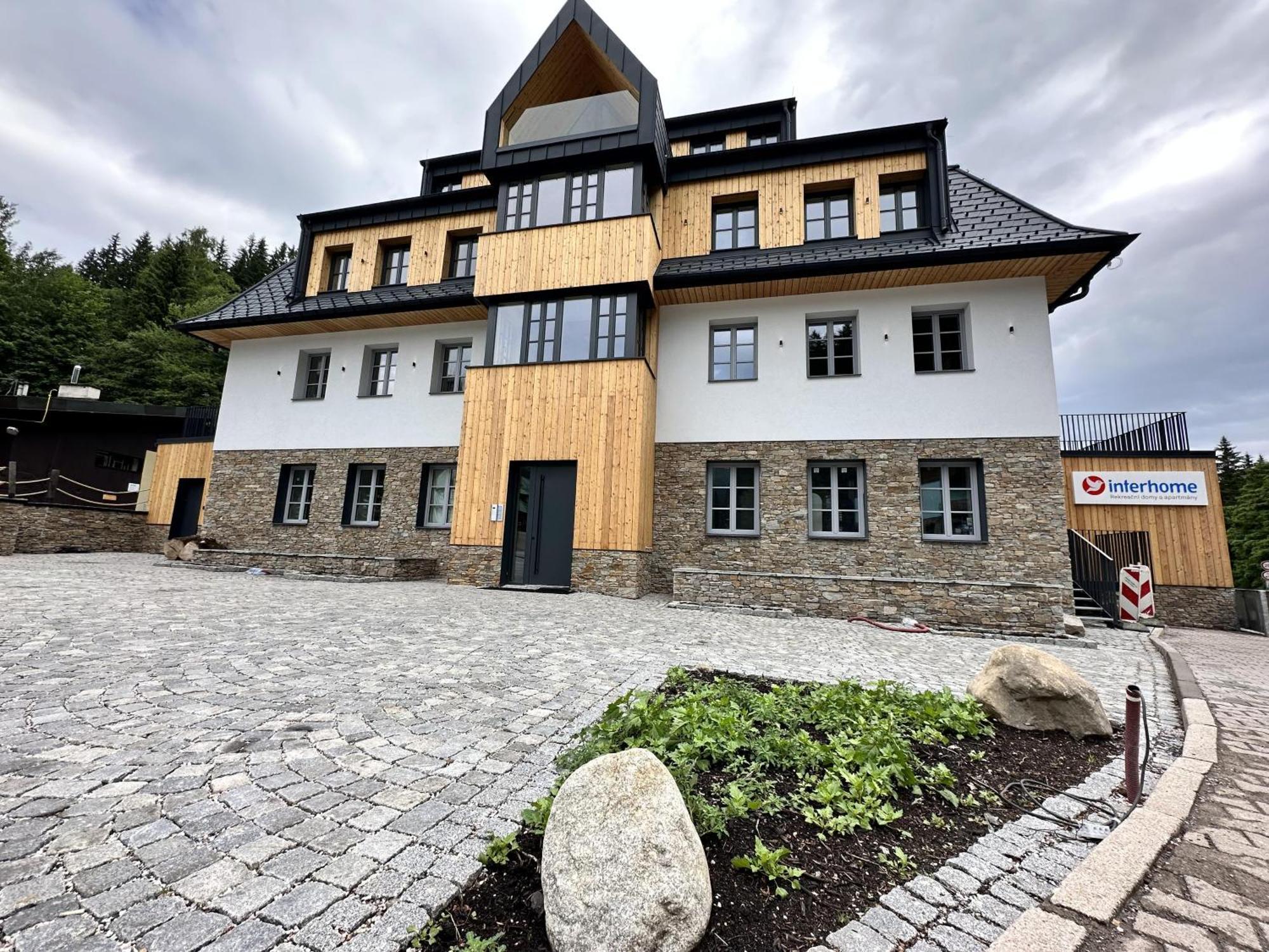 Apartmany Barth Holiday - Rezidence Maj 페츠 포트 스네스코우 외부 사진