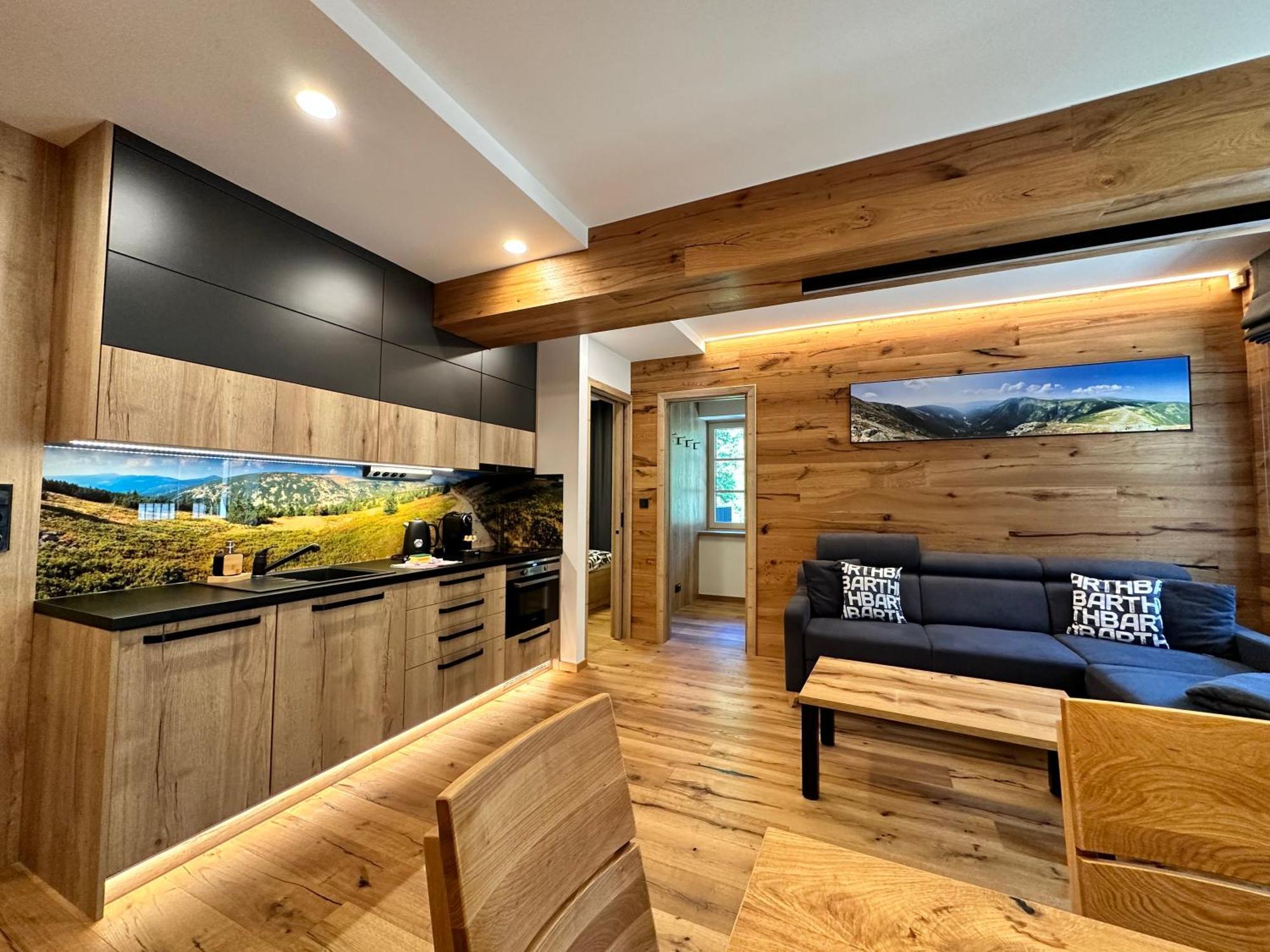 Apartmany Barth Holiday - Rezidence Maj 페츠 포트 스네스코우 외부 사진